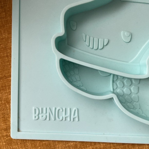Buncha for Babies silicone monster truck toddler plate aqua blue - Picture 2 of 5
